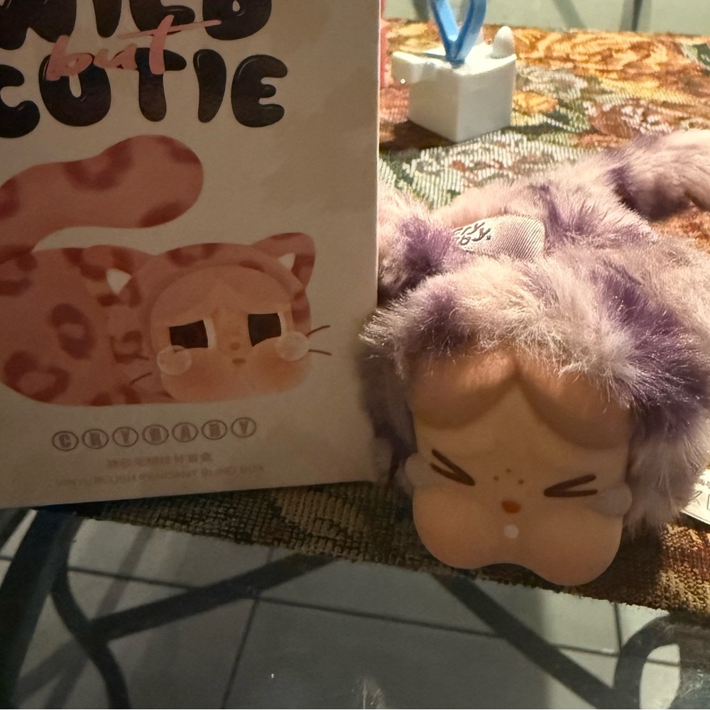 CRYBABY Wild but Cutie Series - Vinyl
Plush Pendant Blind Box